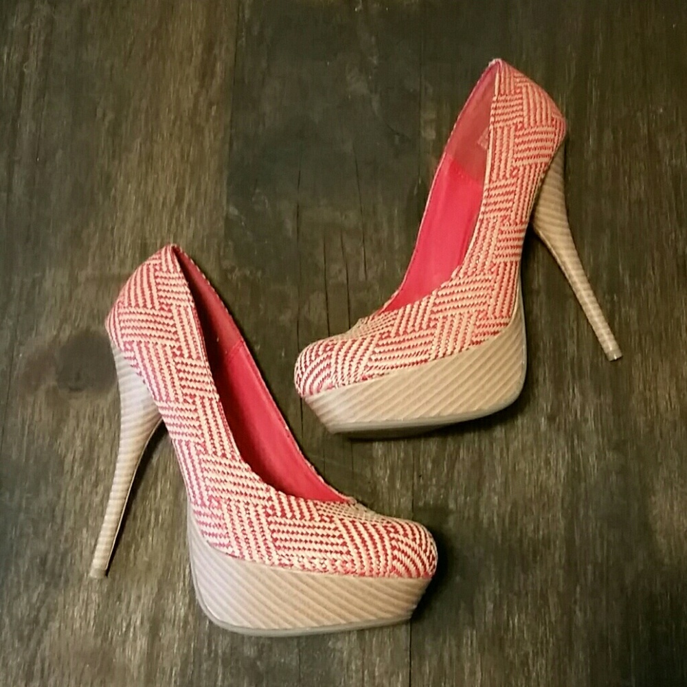NWOT Stiletto Platforms, Woven & Faux Wood